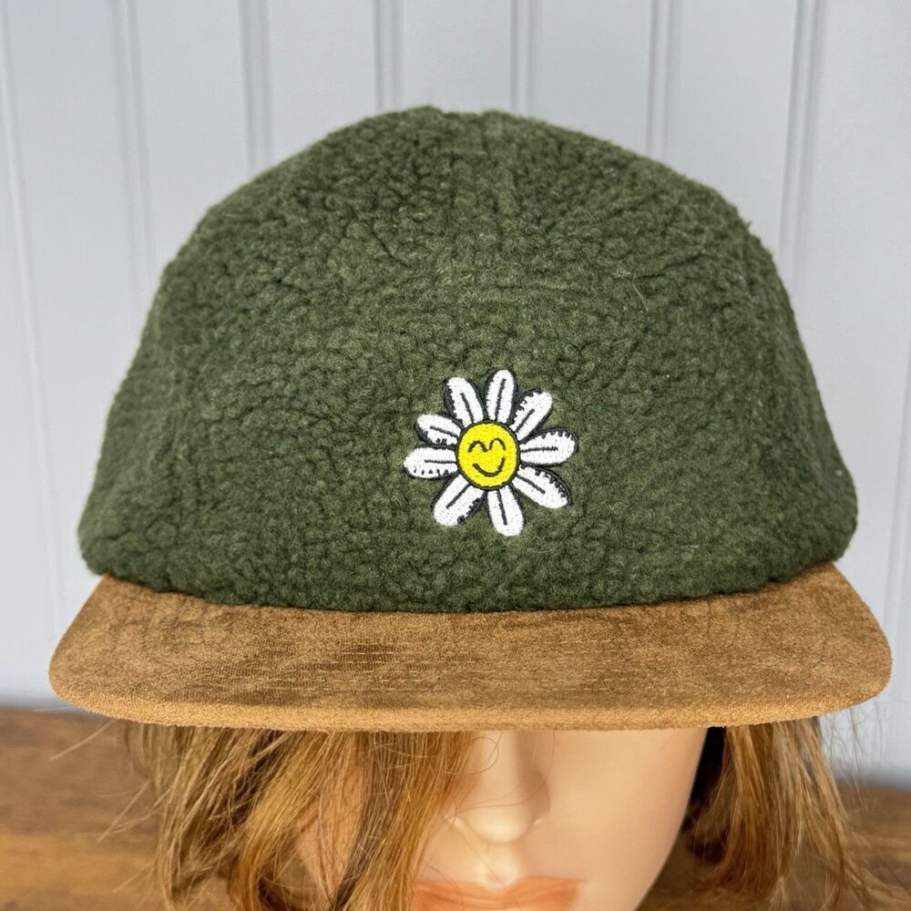 PARKS PROJECT Happy Flower Sherpa Hat Daisy Stitched Green Cap Fleece NWOT